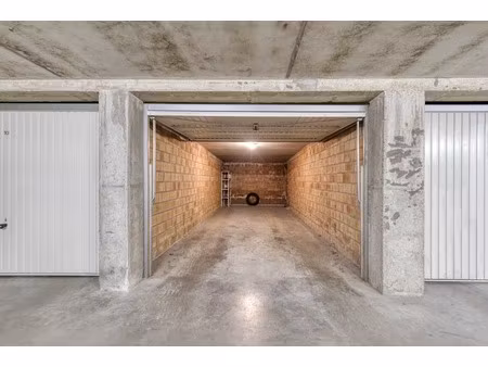 garage te koop in de panne