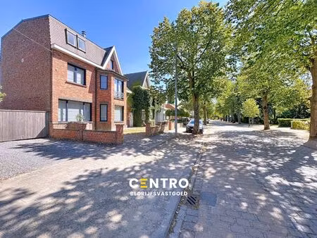 prachtig herenhuis (5 slpk  epc-d) + apart kantoorgebouw + diverse magazijnen in centrum k