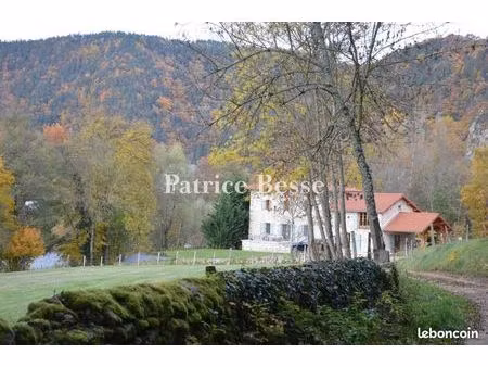 ferme 8 pièces 180 m²