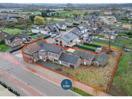 renovatieproject/projectgrond op absolute zichtlocatie te rekem !