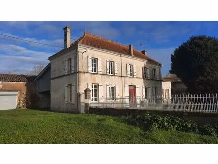 maison de maître saint fort sur gironde 5 pièce(s)