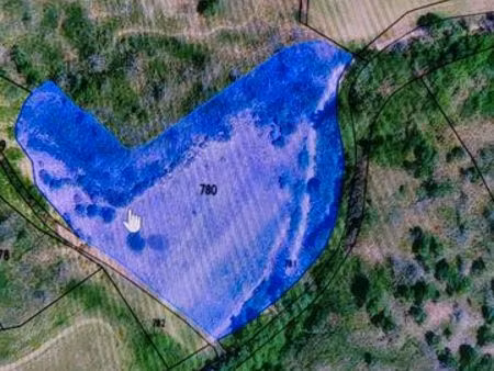 terrain de loisir ou agri proche de la mer cadre magnifique