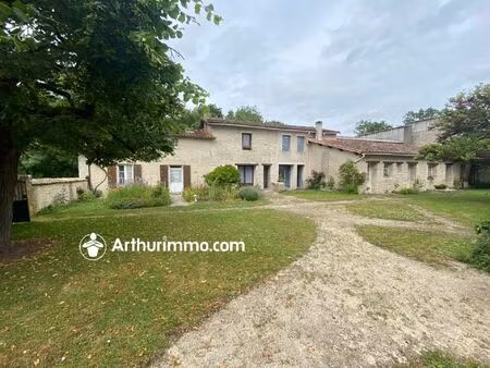 vente maison 14 pièces 203 m2 à villefollet