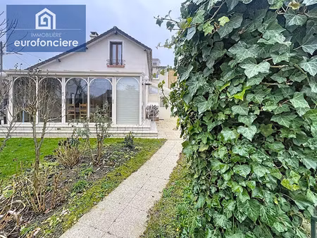 vente maison 5 pièces 126 m² à saint-julien-les-villas (10800)  237 000 €