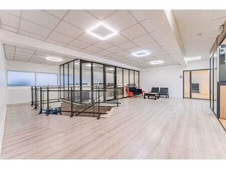 prestigieux bureau de 500 m2 en location - pantin  france