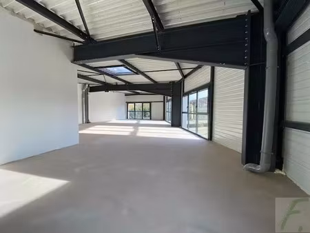 vente commerce 126 m² sillingy (74330)
