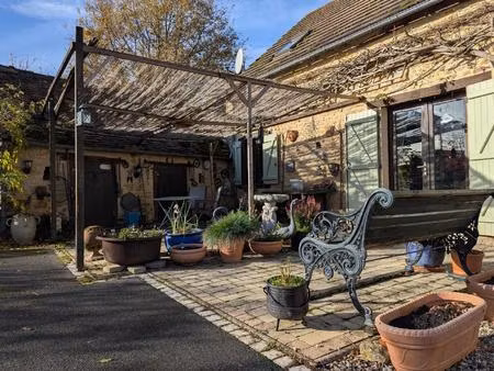 charmante propriété de 3 chambres au cœur de l'indre