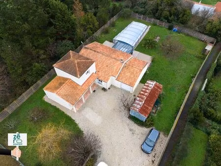 maison de 7 pièces de luxe en vente à saint-michel-en-l'herm  pays de la loire