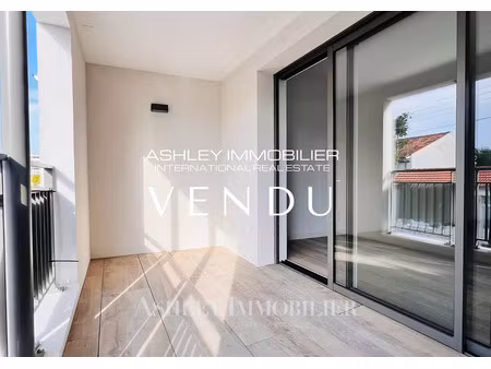 vente appartement 2 pièces 53m2 la rochelle 17000 - - surface privée