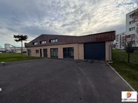 location local commercial 343m² st marcel 27950