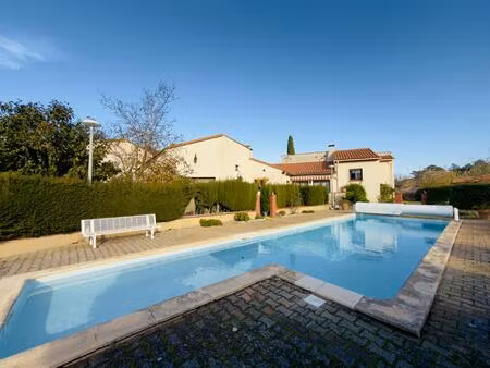 villa 4 faces d'environ 164 m2 habitables avec piscine & garage - argeles-sur-mer