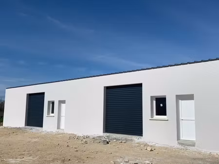 local commercial près de la rochelle à louer