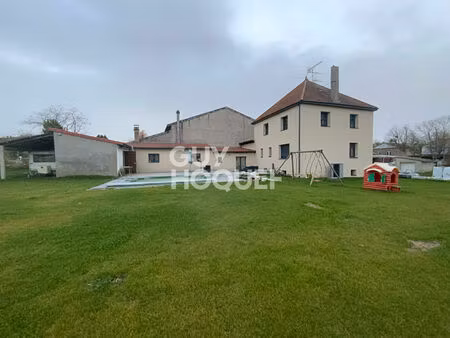 maison 8 pièce(s) à viller