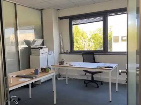 bureaux 270 m² à louer paris nord 2 roissy - proche aéroport cdg et parc des expositions