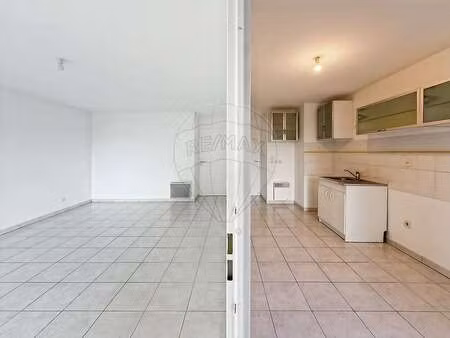 vente appartement 3 pièces au loroux-bottereau (44430) : à vendre 3 pièces / 63m² le lorou