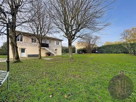 arnas : maison de 130m² à quelques pas des commerces