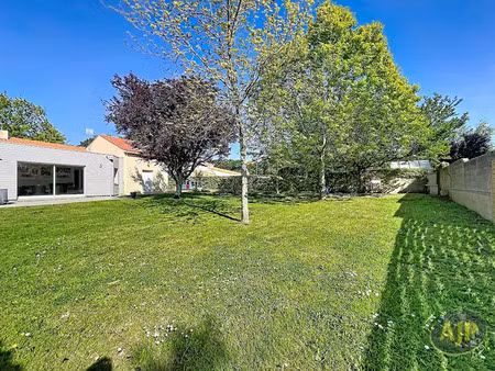 vente maison 8 pièces 197.62 m² à saint-aignan-grandlieu (44860)  421 000 €