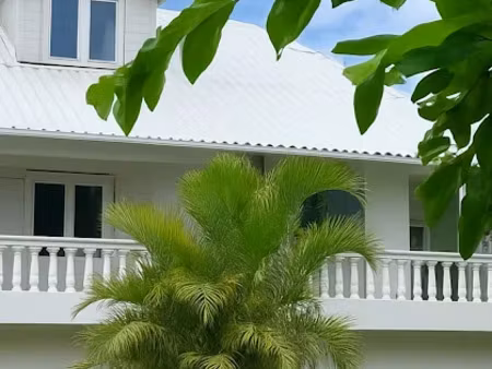 vente villa 13 pièces 200 m² à saint denis chaudron (97490)  639 600 €