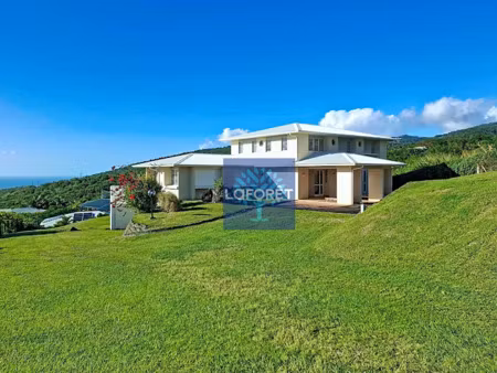 vente maison 8 pièces 320 m² à case pilote (97222)  789 000 €