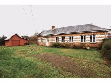 longère de plain-pied rénovée de 125m²  3 chambres avec jardin