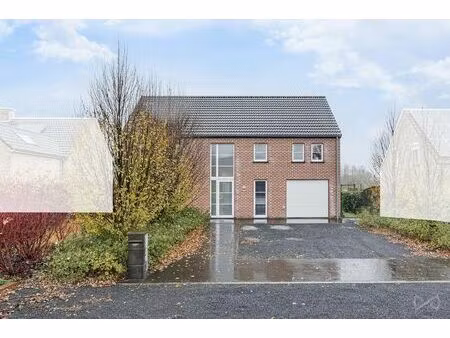 villa à vendre à pavé d'ath 122 bassilly (vbd64147)