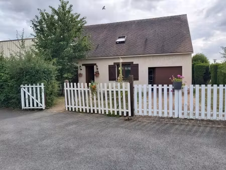 location meublée chambre 1 pièce 9 m² à pierres (28130)  400 €