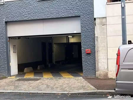 location parking couvert