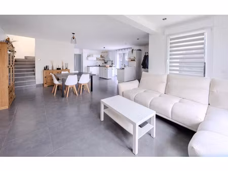 vente maison 4 pièces 110 m² à tomblaine (54510)  275 000 €