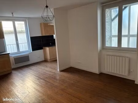 immeuble de rapport – 5 appartements t2 – cœur de pithiviers