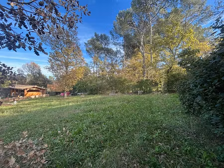 vente terrain 1061 m² à rocbaron (83136)  143 000 €