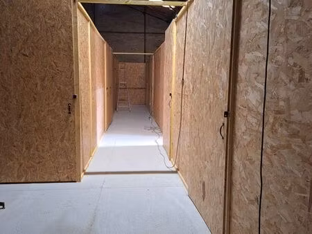 location de box  garde meuble  espace de stockage  garage