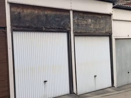 loue box 13m2 issy les moulineaux centre