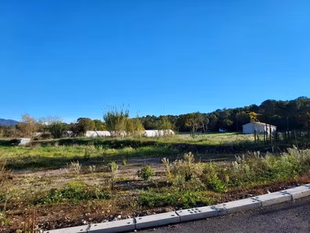 vente terrain 338 m² à carnoules (83660)  150 000 €