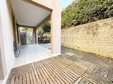 nice fabron - 2p + parking - résidence avec piscine