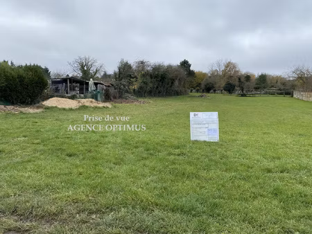 terrain constructibe 664m2 à villeblevin (89340) - 40 000 eur