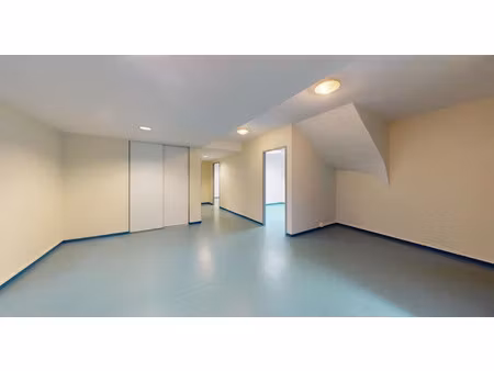 location locaux professionnels 106 m² à onet-le-château (12000)  996 €
