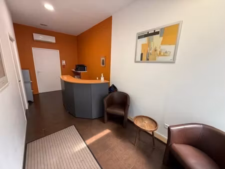 location locaux professionnels 1 pièce 43 m² à marseille 10ème (13010)  700 €