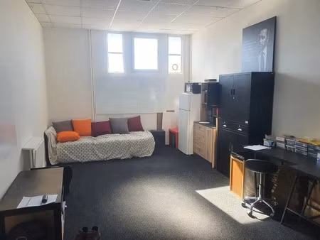 location locaux professionnels 30 m² à marseille 14ème (13014)  423 €