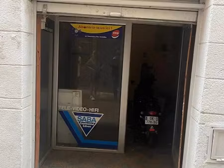 location locaux professionnels 2 pièces 30 m² à perpignan (66000)  120 €