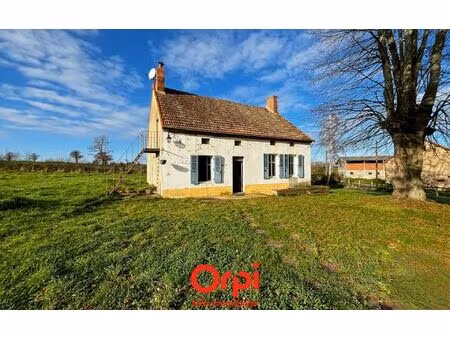 maison bézenet m² t-2 à vendre  66 500 €