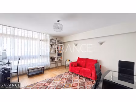 appartement 2 ou 3 pièces à paris dugommier bercy (75012)