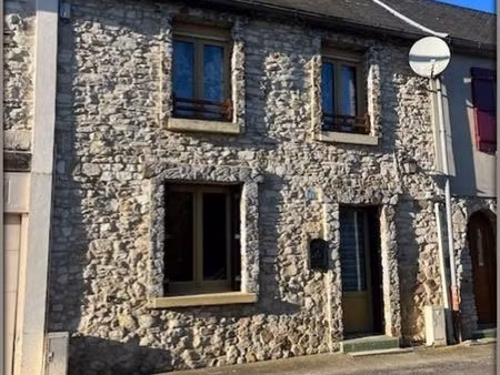 maison 2 pièces 85 m²