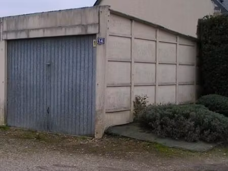 garage à louer