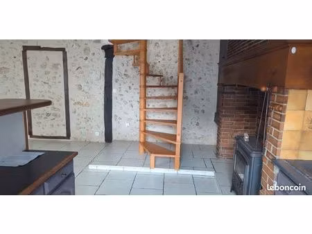 maison à louer 2 chambres à st léon sur l'isle