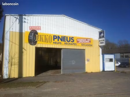 local commercial 250m2