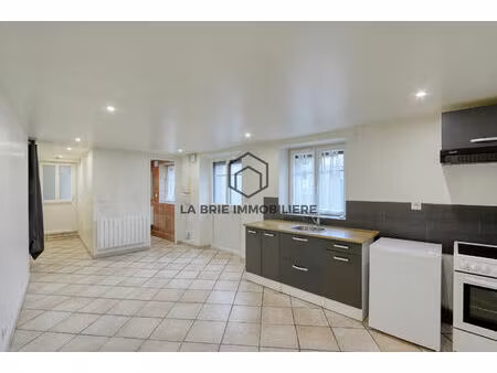 appartement villecresnes 1 pièce(s) 27 m2