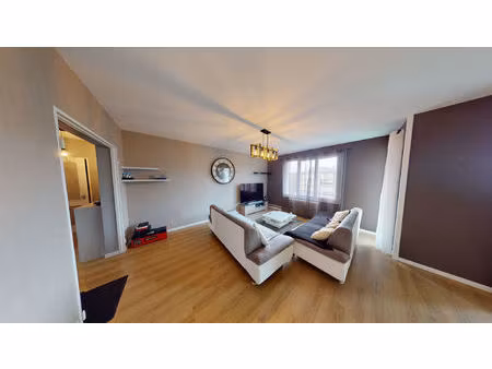 location appartement 3 pièces 74 m² à rodez (12000)