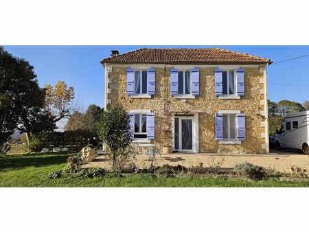 maison en pierre avec piscine - 5 pièces - proche eauze