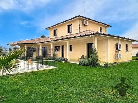 vente maison 6 pièces 170 m2 à camps-sur-l'isle