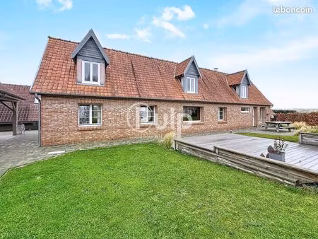 ferme 8 pièces 198 m²